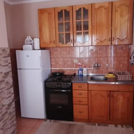 Dunja 2 Apartment